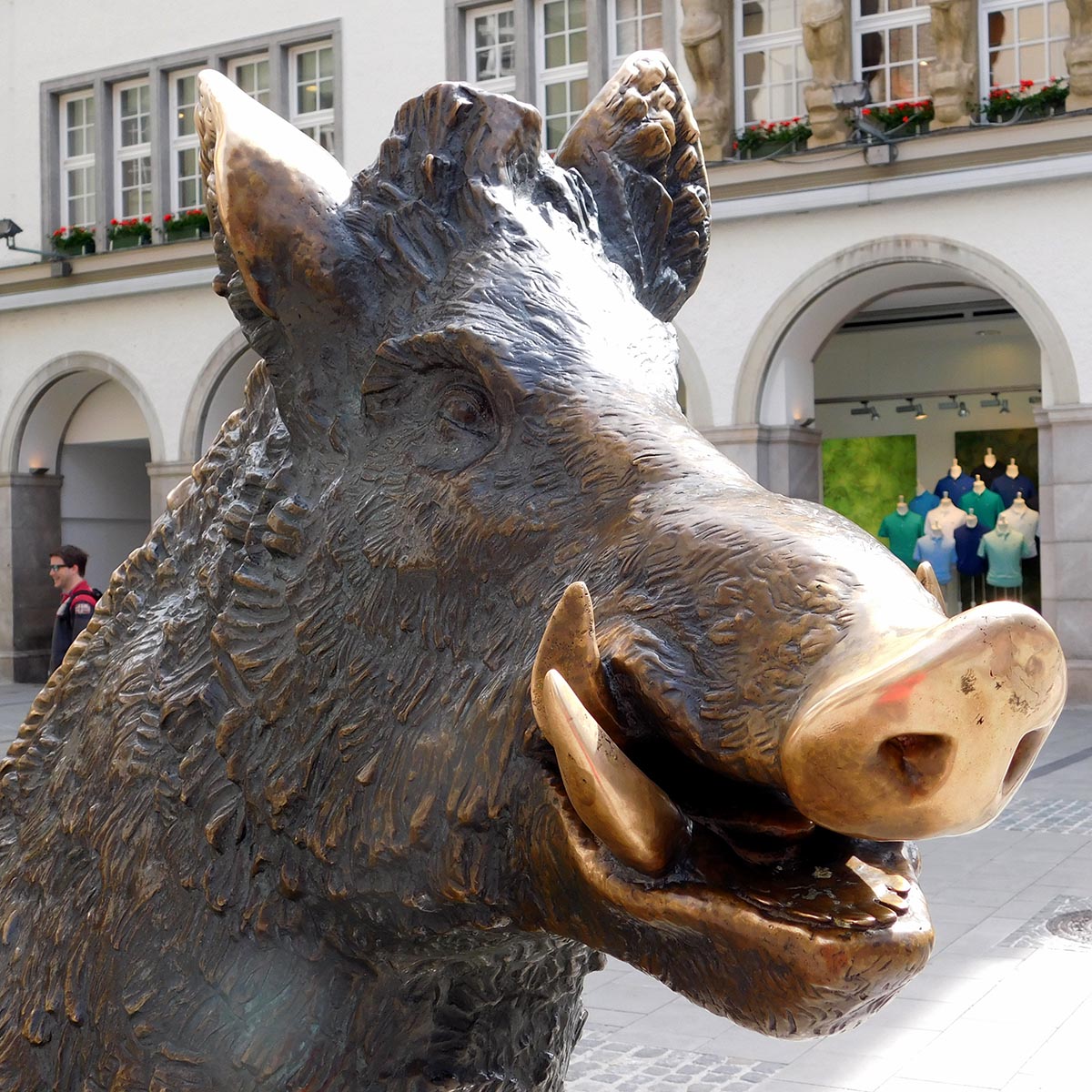Bronze statue of a wild boar in Munich, Germany